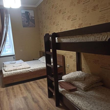 Hostel Q ,15 Хв До Жд Вокзалу ลวีฟ ภายนอก รูปภาพ
