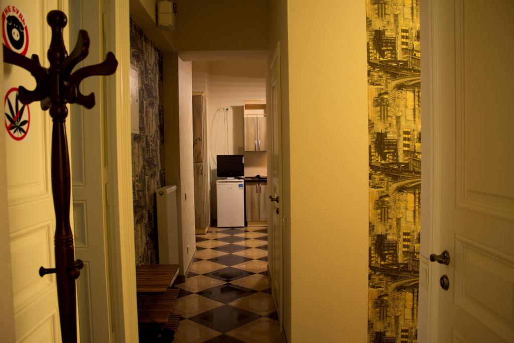 Hostel Q ,15 Хв До Жд Вокзалу ลวีฟ ภายนอก รูปภาพ