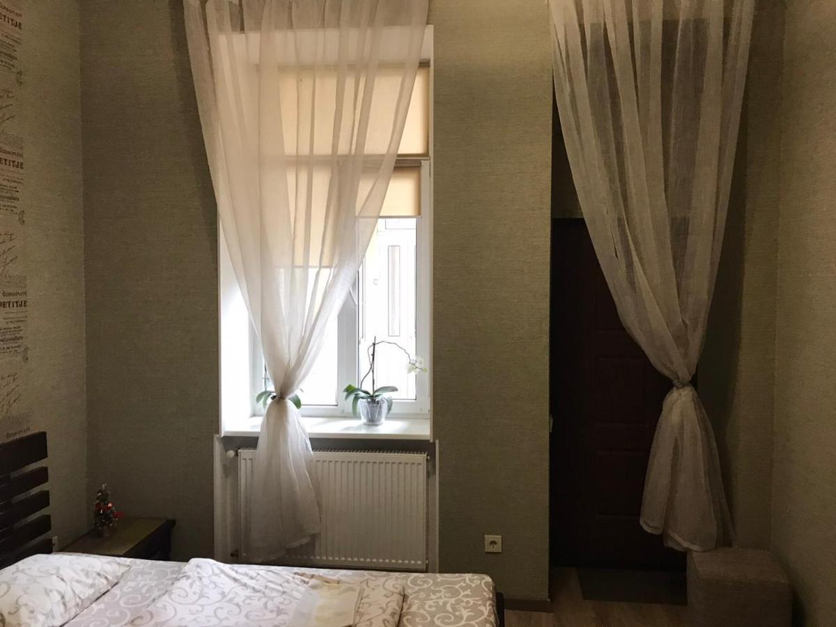 Hostel Q ,15 Хв До Жд Вокзалу ลวีฟ ภายนอก รูปภาพ